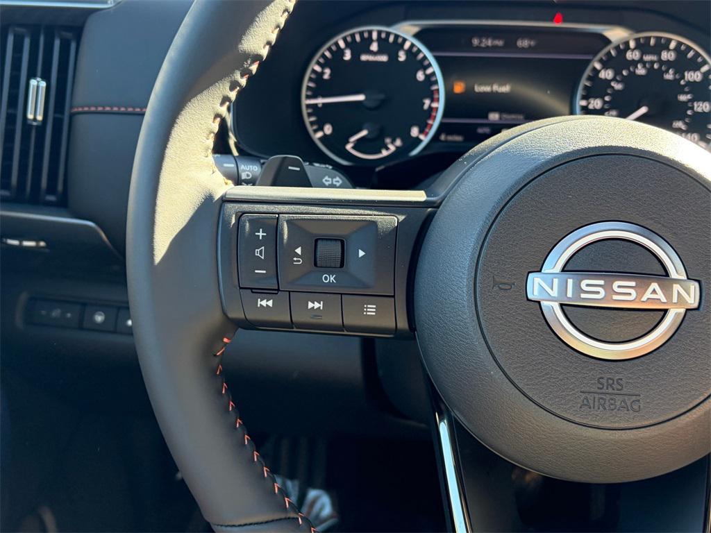 new 2025 Nissan Pathfinder car, priced at $39,398