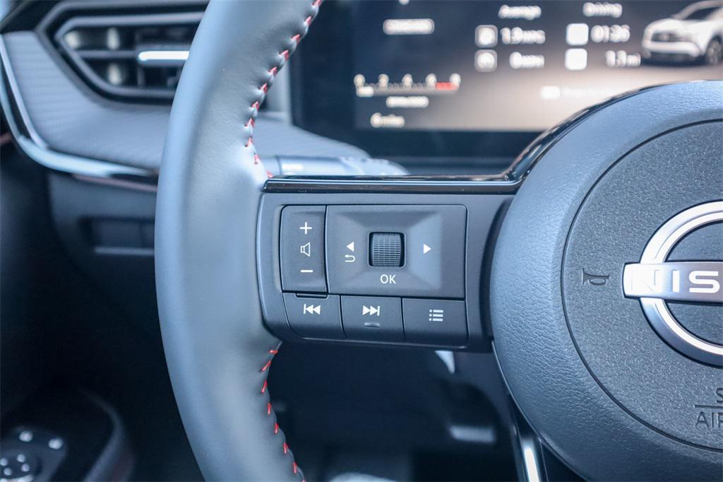 new 2025 Nissan Kicks car, priced at $26,100