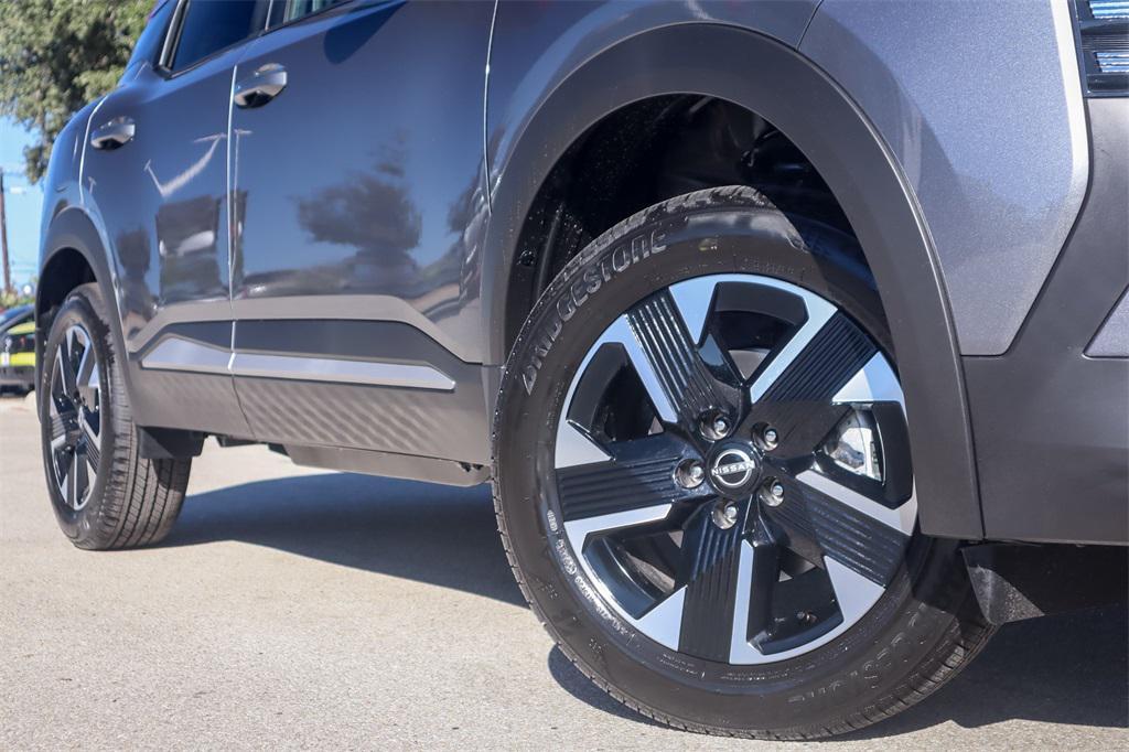 new 2026 Nissan Kicks car, priced at $29,337