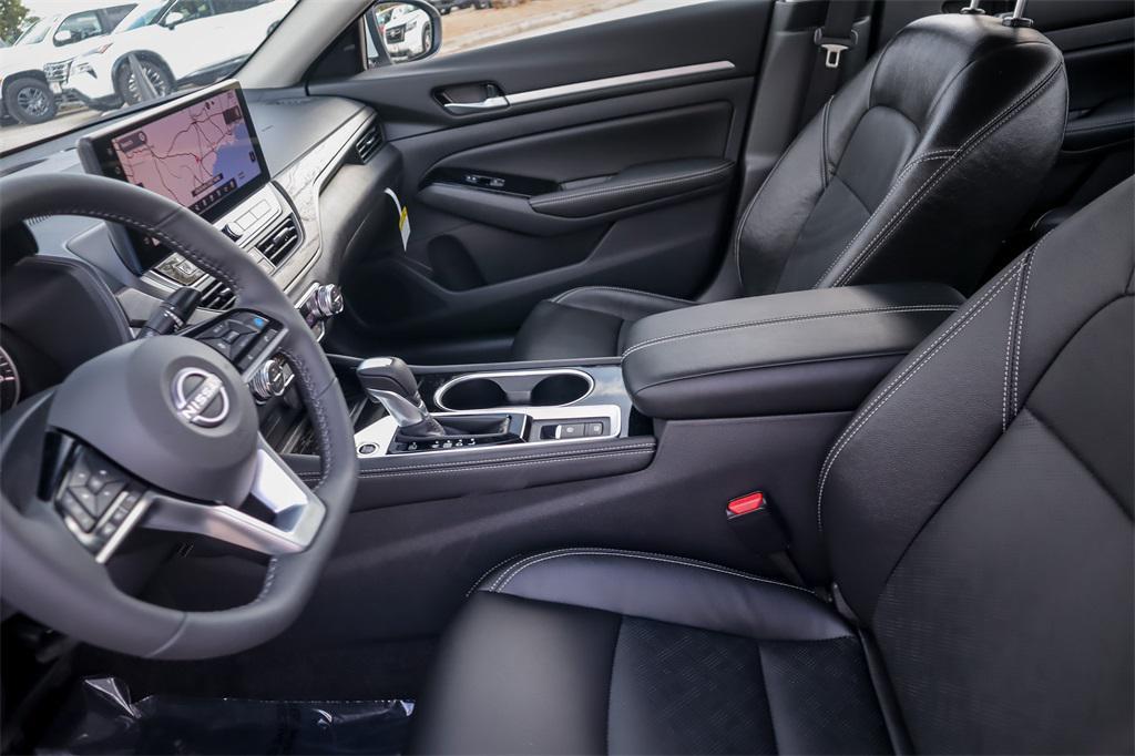 new 2025 Nissan Altima car, priced at $30,214
