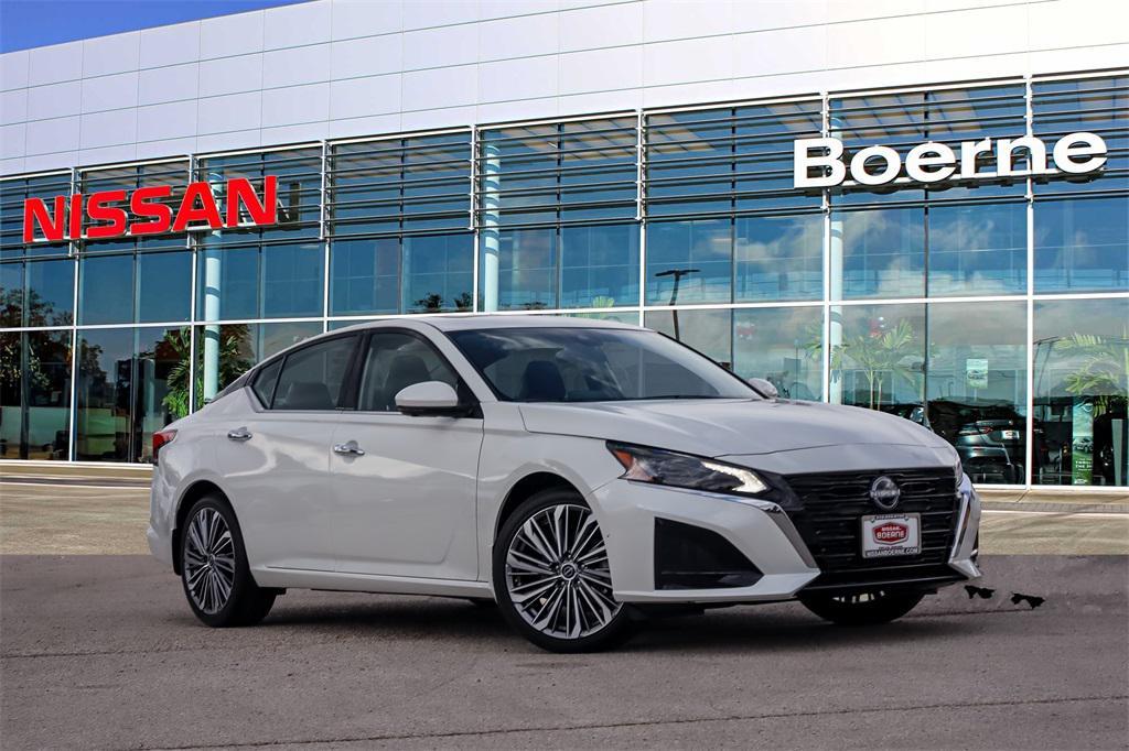new 2025 Nissan Altima car, priced at $30,214