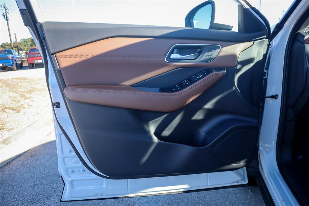 new 2026 Nissan Rogue car, priced at $40,255