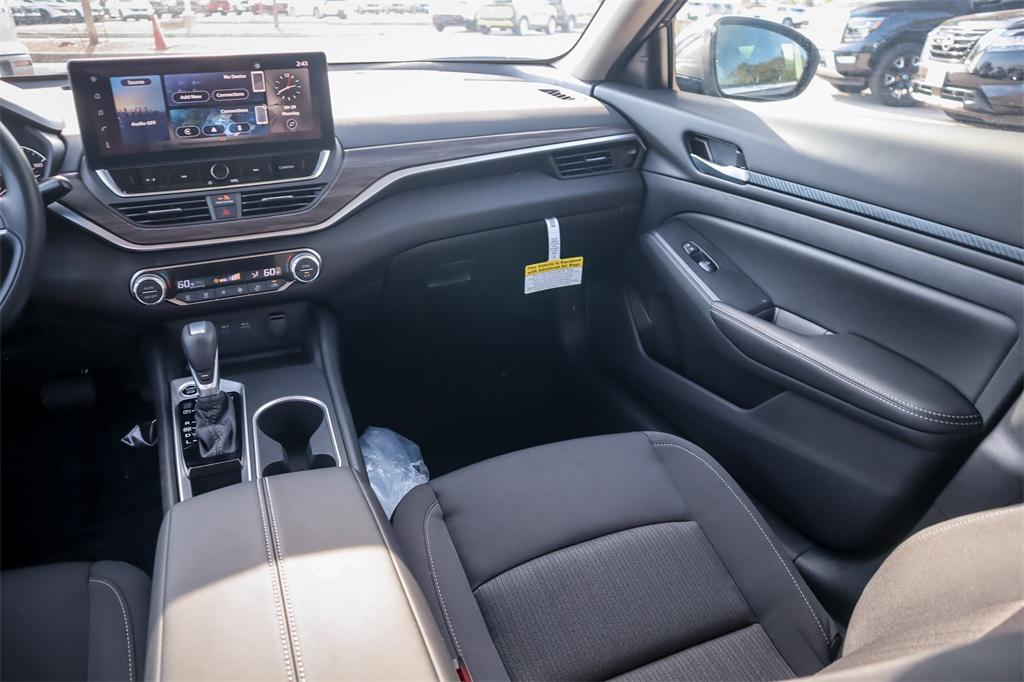 new 2025 Nissan Altima car, priced at $25,626
