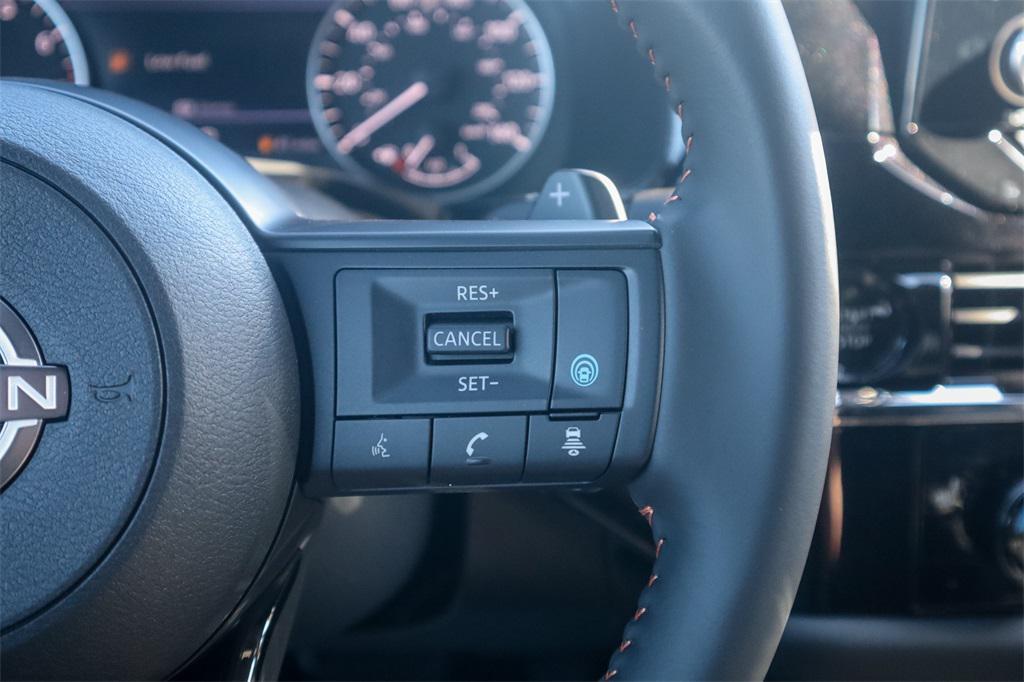 new 2025 Nissan Pathfinder car, priced at $39,326