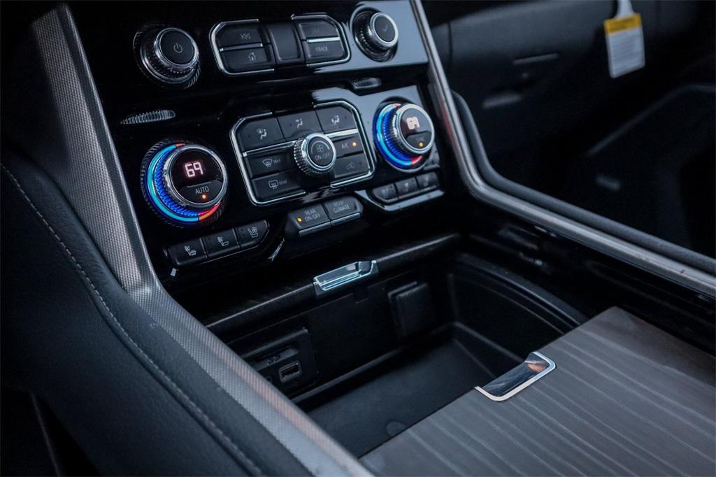 used 2021 GMC Yukon XL car, priced at $48,000