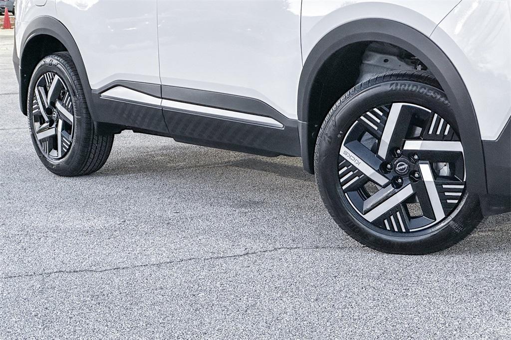 new 2026 Nissan Kicks car, priced at $23,892