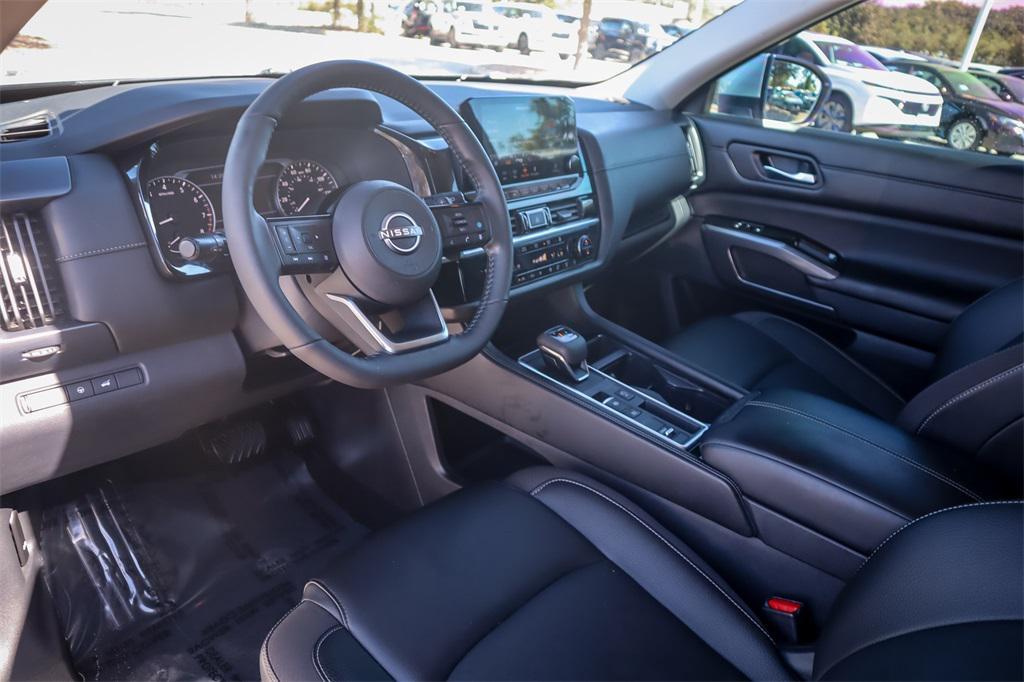 used 2023 Nissan Pathfinder car, priced at $26,900