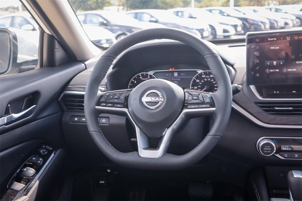 new 2025 Nissan Altima car, priced at $30,408