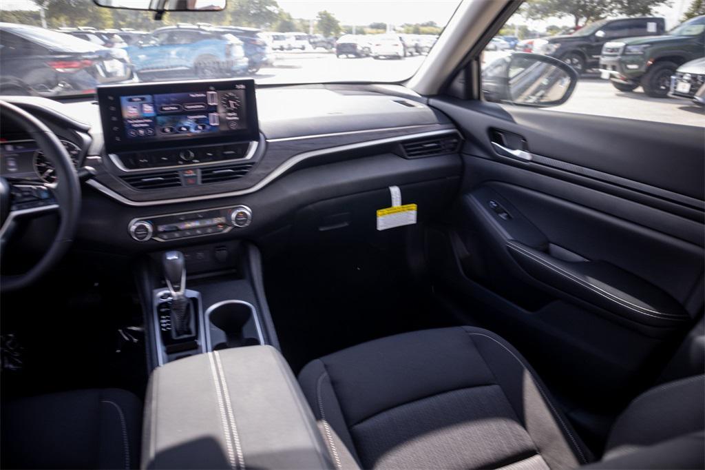 new 2025 Nissan Altima car, priced at $26,589