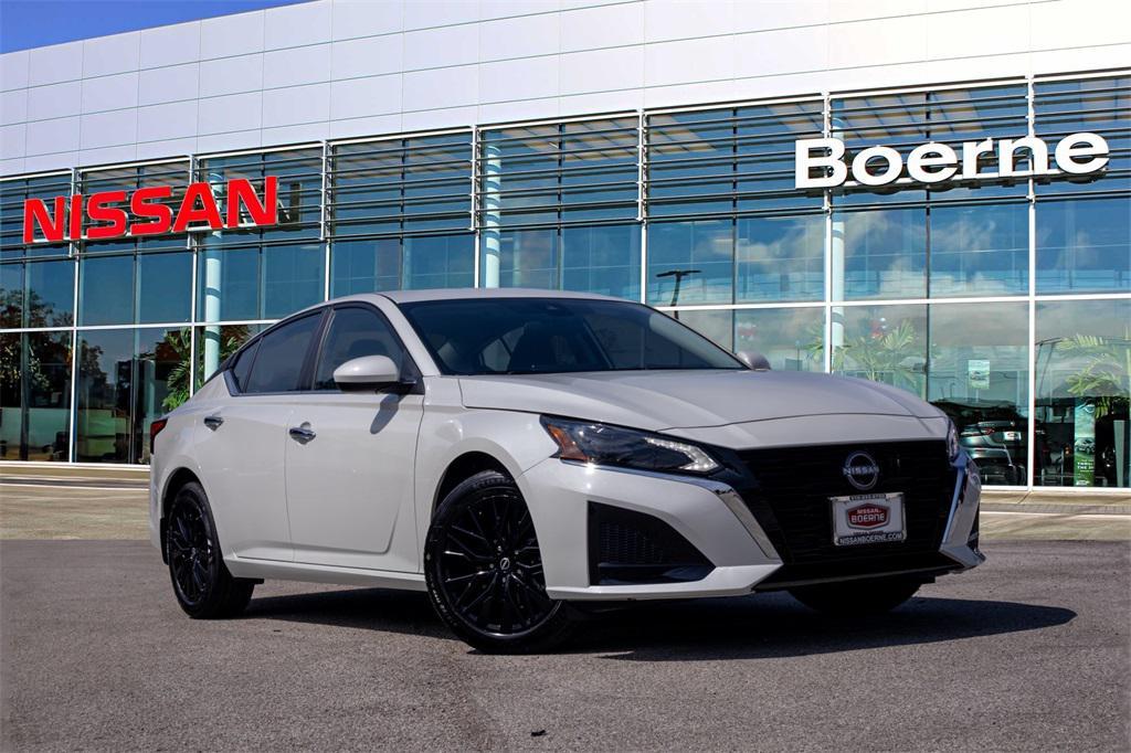 new 2025 Nissan Altima car, priced at $25,913