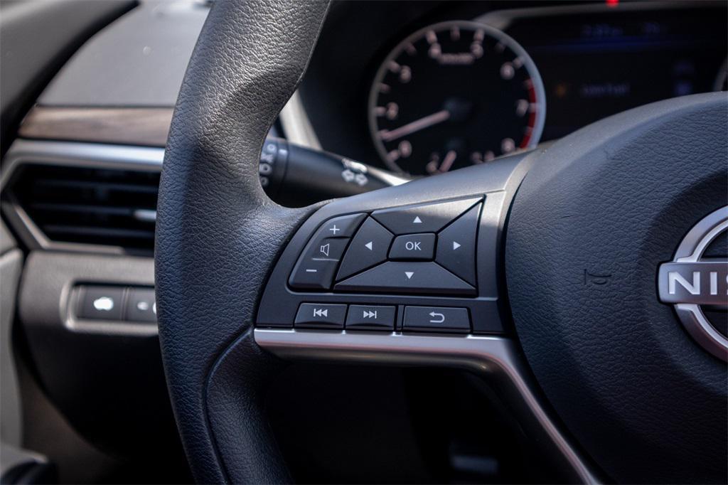 new 2025 Nissan Altima car, priced at $25,913