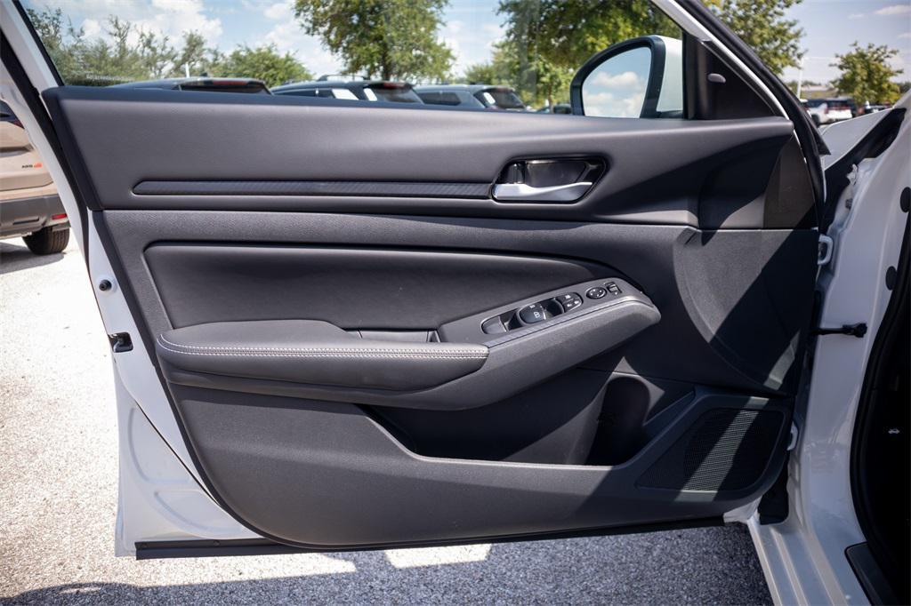 new 2025 Nissan Altima car, priced at $25,913