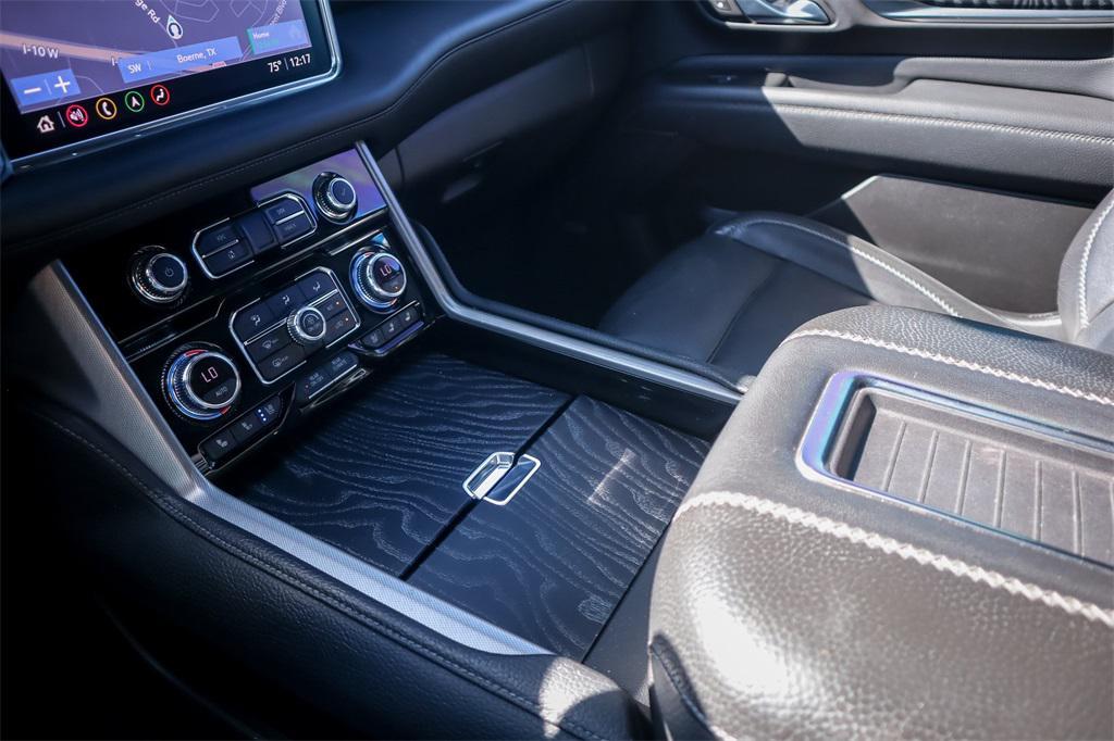 used 2021 GMC Yukon car, priced at $44,990