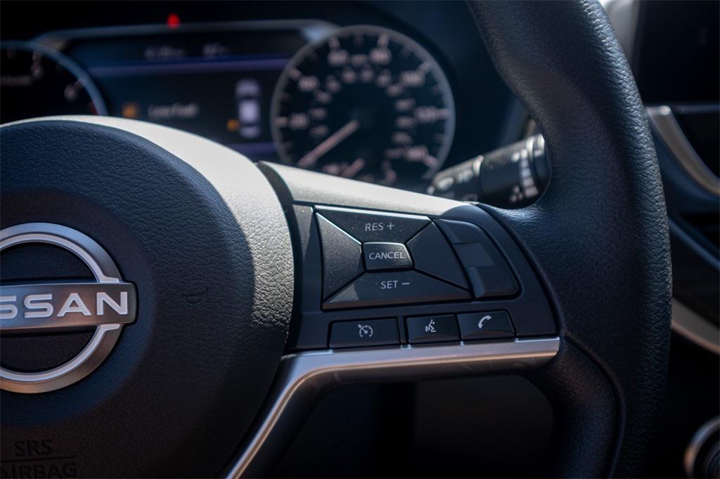 new 2025 Nissan Altima car, priced at $25,556