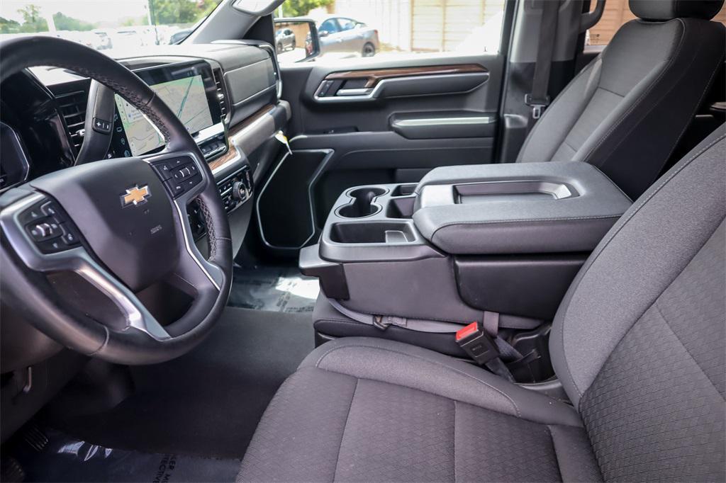 used 2025 Chevrolet Silverado 1500 car, priced at $36,000