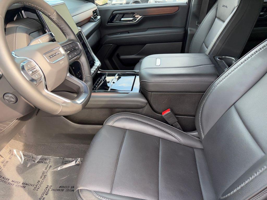used 2025 GMC Yukon car, priced at $72,130