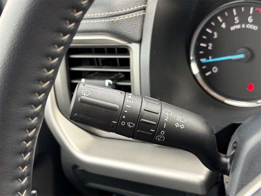 used 2023 Ford Expedition car, priced at $46,144