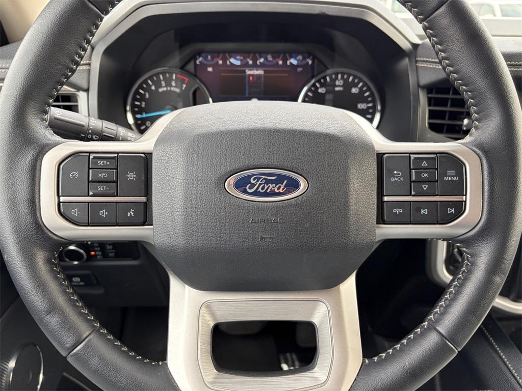 used 2023 Ford Expedition car, priced at $46,144