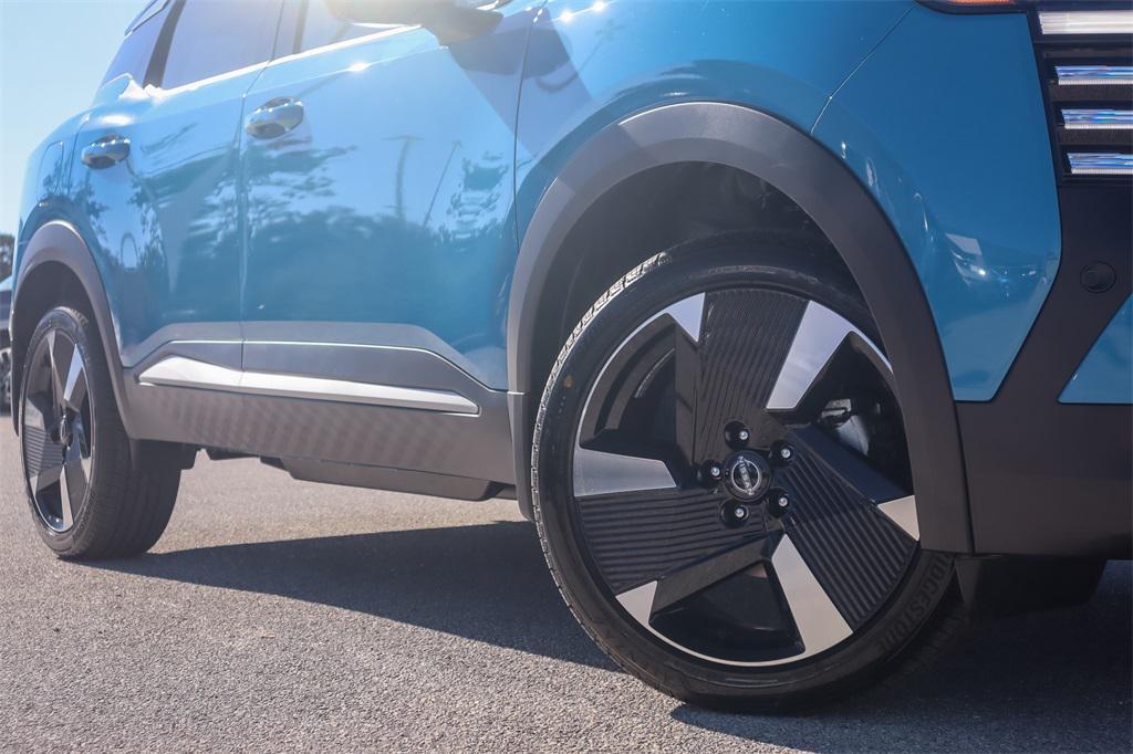 new 2026 Nissan Kicks car, priced at $30,539