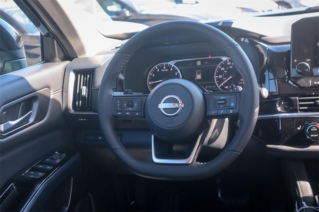 new 2025 Nissan Pathfinder car, priced at $38,575