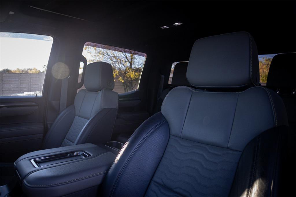 used 2022 Chevrolet Silverado 1500 car, priced at $48,997