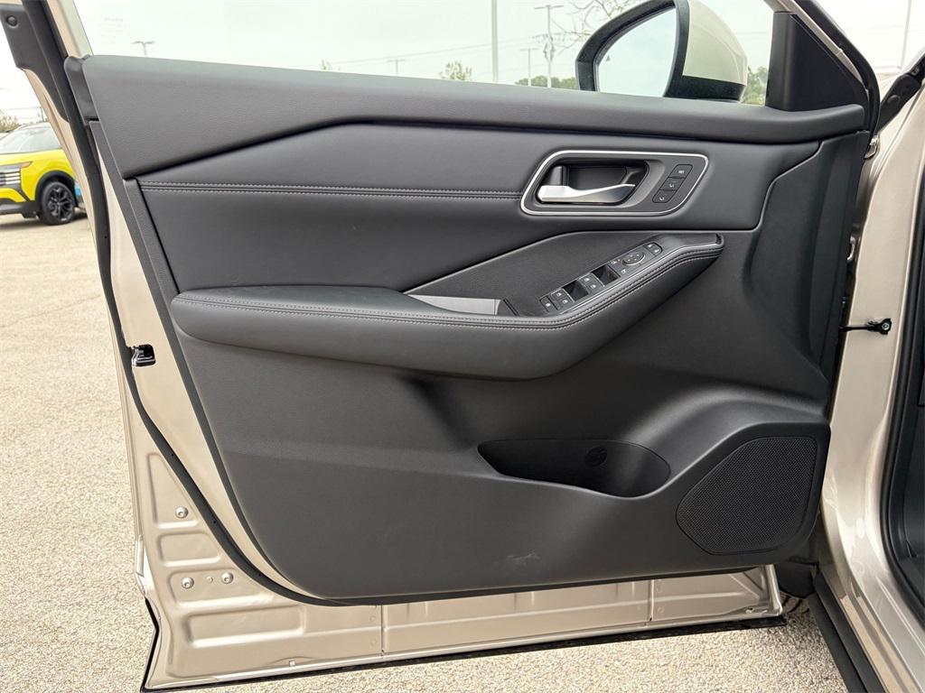 new 2026 Nissan Rogue car, priced at $39,004