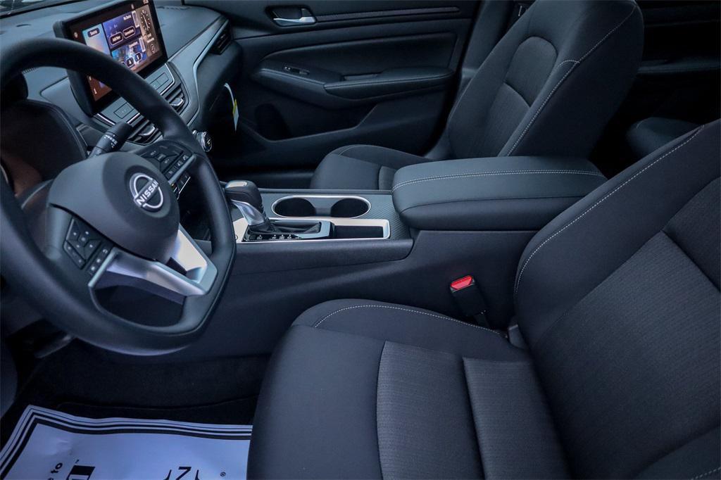 new 2025 Nissan Altima car, priced at $25,508