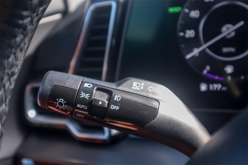 used 2023 Kia Sportage Hybrid car, priced at $29,885