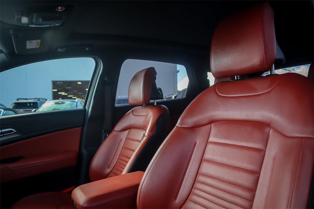 used 2023 Kia Sportage Hybrid car, priced at $29,885