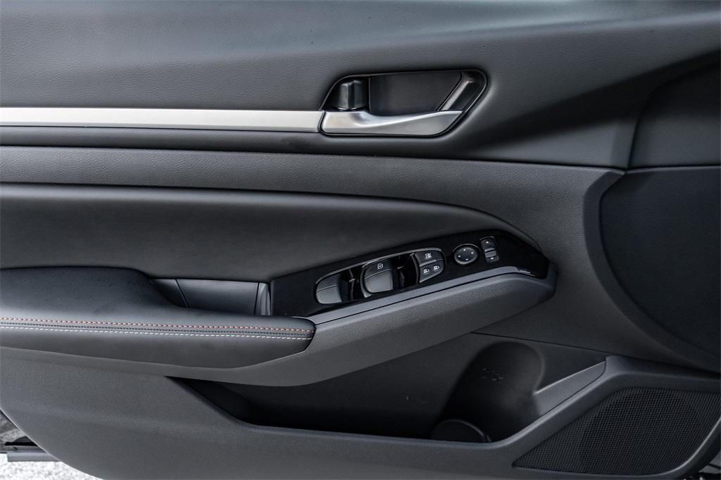 new 2025 Nissan Altima car, priced at $28,486