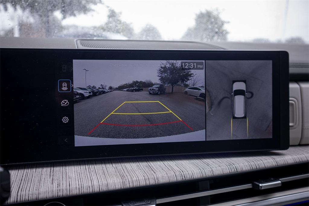 used 2024 Hyundai Santa Fe car, priced at $37,000