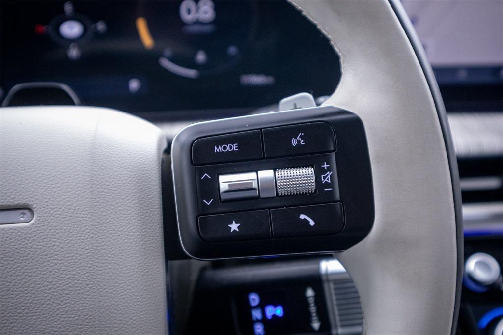 used 2024 Hyundai Santa Fe car, priced at $37,000