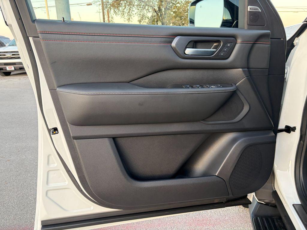 new 2026 Nissan Armada car, priced at $74,762