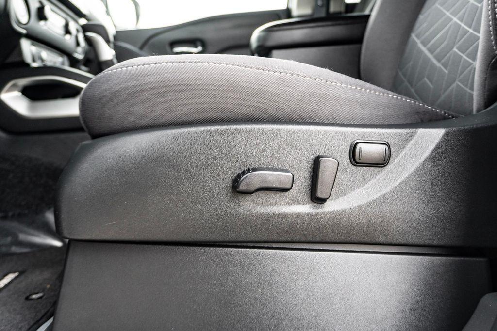 used 2025 Nissan Frontier car, priced at $31,690