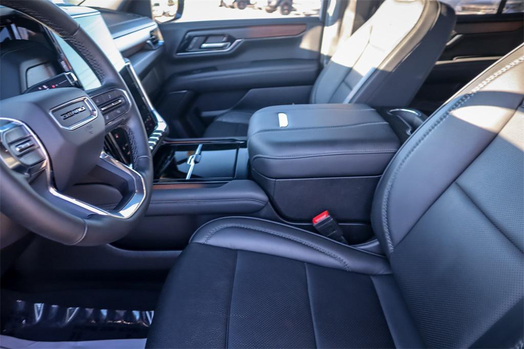 used 2025 GMC Yukon car, priced at $74,732