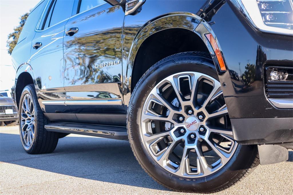 used 2025 GMC Yukon car, priced at $74,732