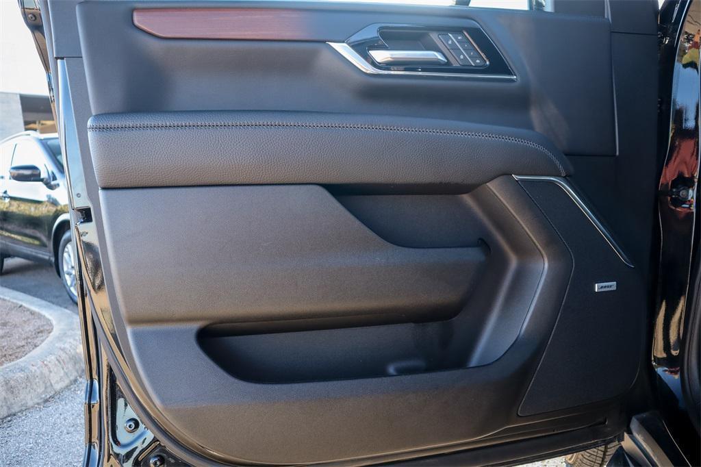 used 2025 GMC Yukon car, priced at $74,732