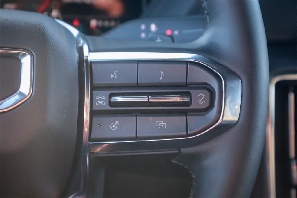 used 2025 GMC Yukon car, priced at $74,732