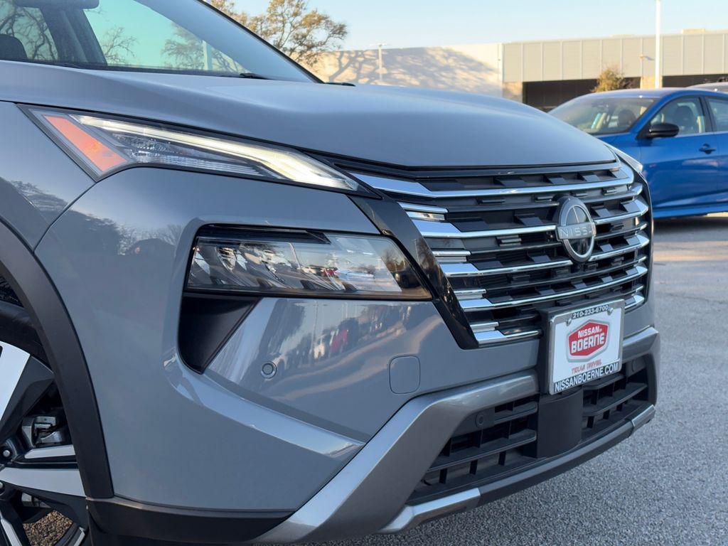 used 2024 Nissan Rogue car, priced at $29,304