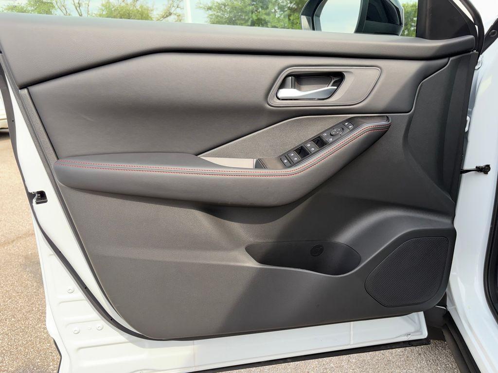 new 2026 Nissan Rogue car, priced at $31,040