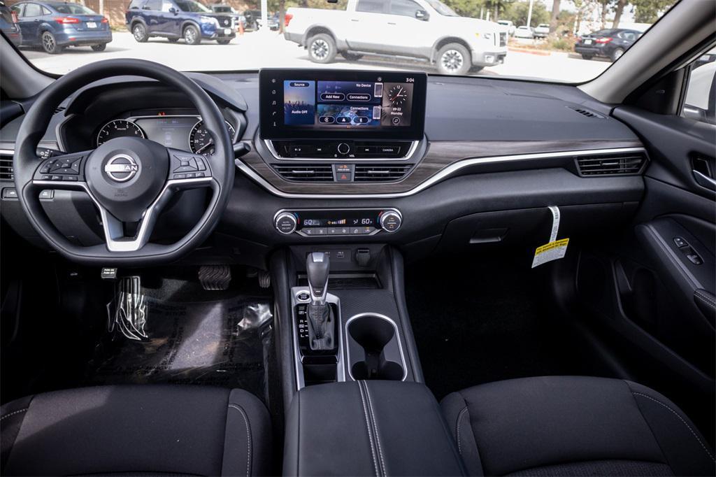new 2025 Nissan Altima car, priced at $25,940