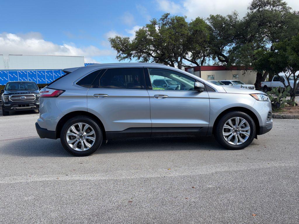 used 2023 Ford Edge car, priced at $28,000