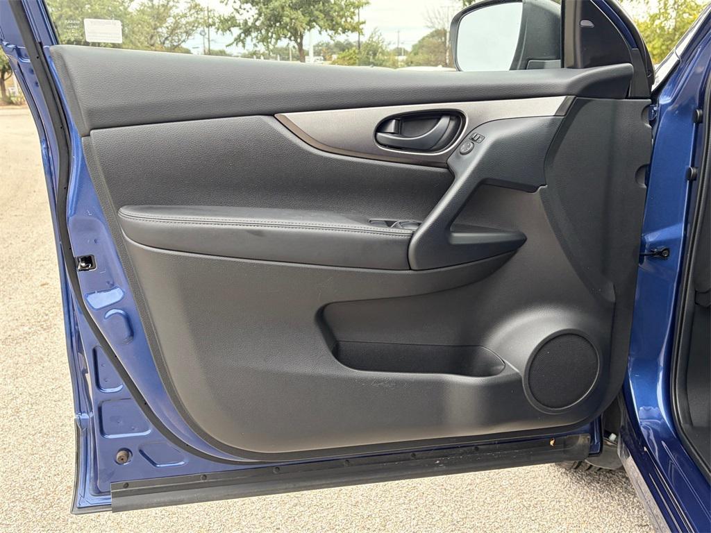 used 2022 Nissan Rogue Sport car, priced at $15,998