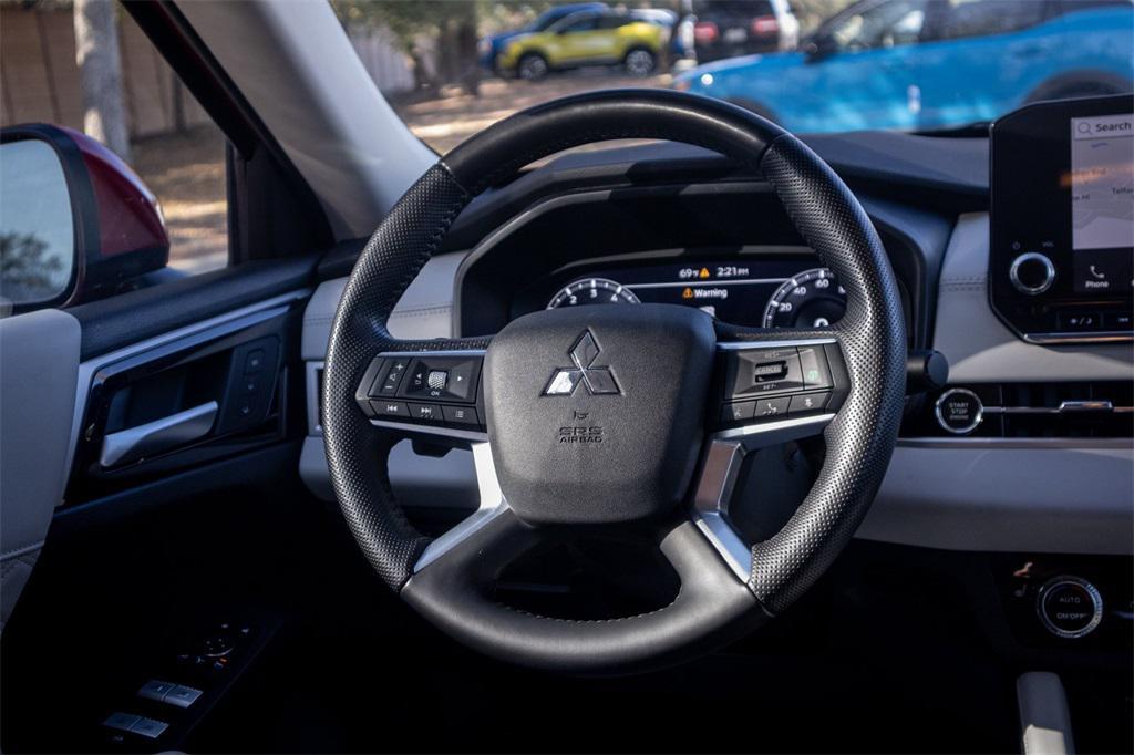 used 2024 Mitsubishi Outlander car, priced at $26,500