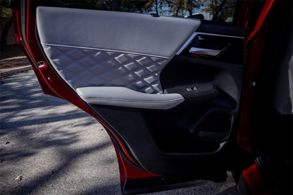 used 2024 Mitsubishi Outlander car, priced at $26,500