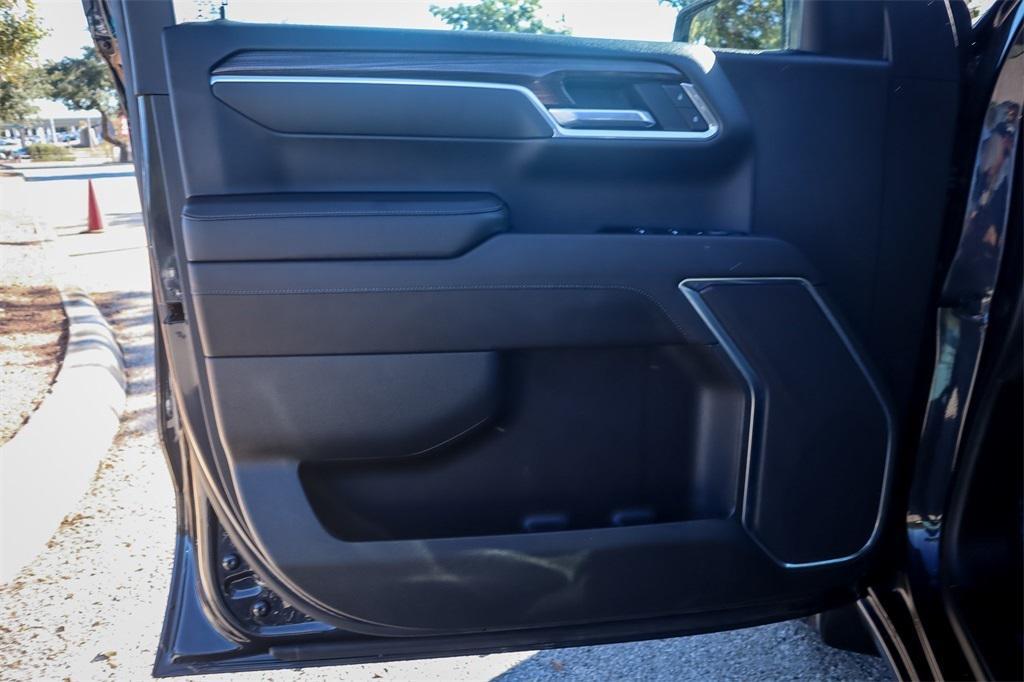 used 2022 Chevrolet Silverado 1500 car, priced at $30,402