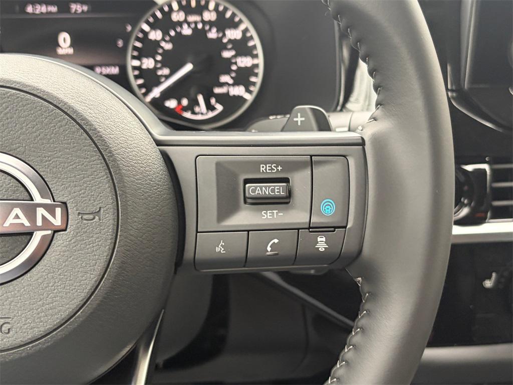 new 2025 Nissan Pathfinder car, priced at $37,207