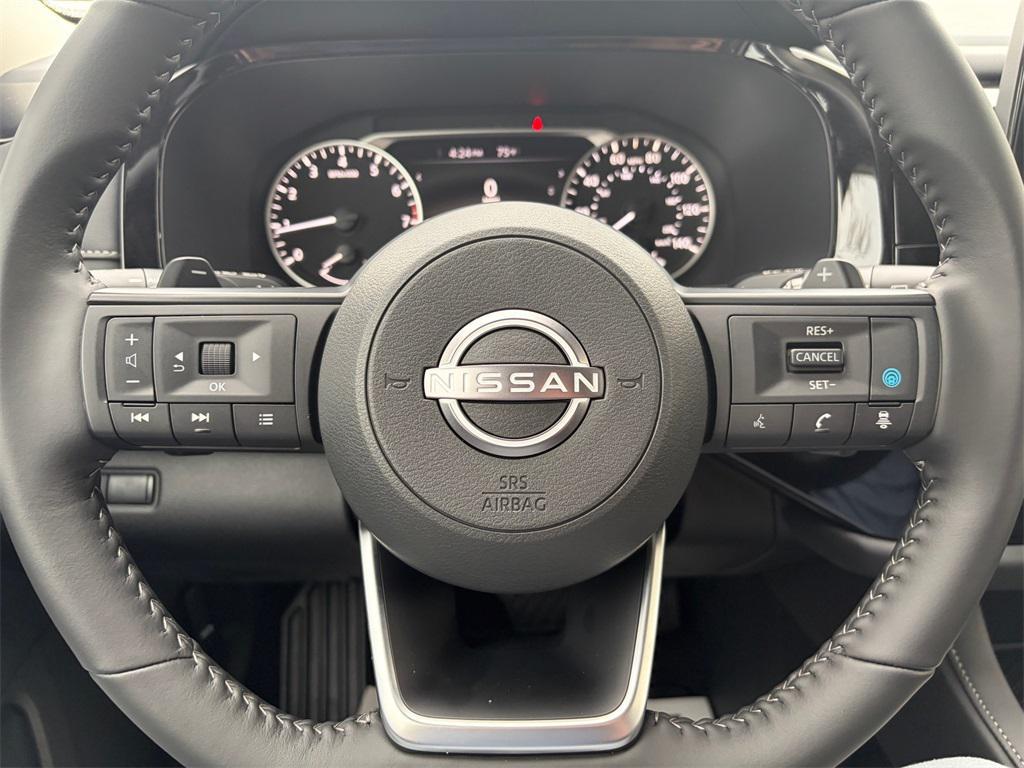 new 2025 Nissan Pathfinder car, priced at $37,207
