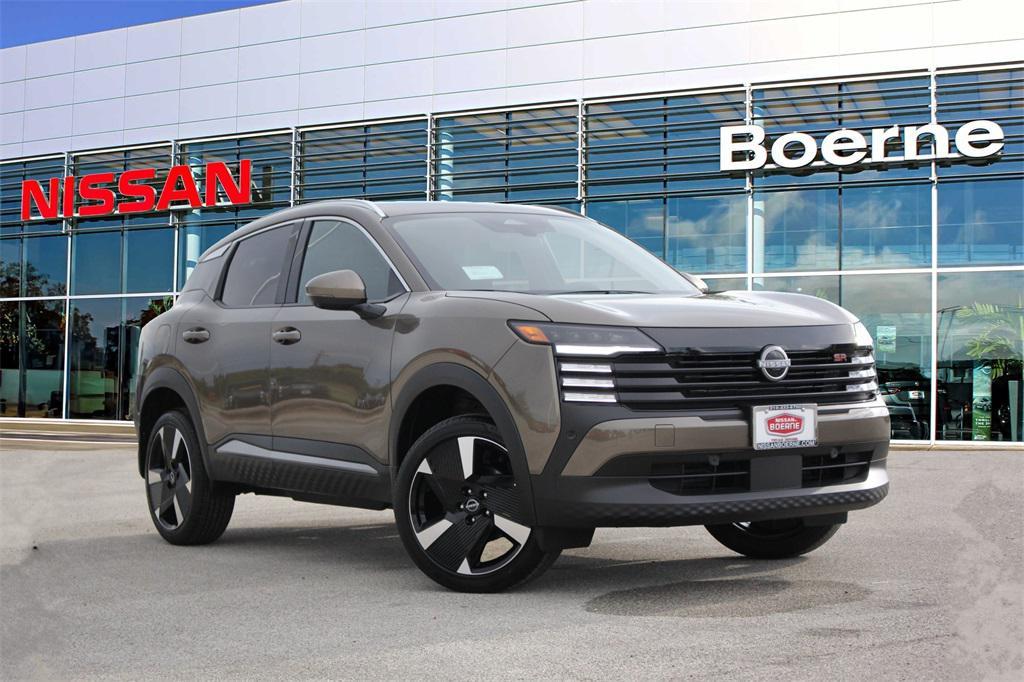 new 2025 Nissan Kicks car, priced at $23,402