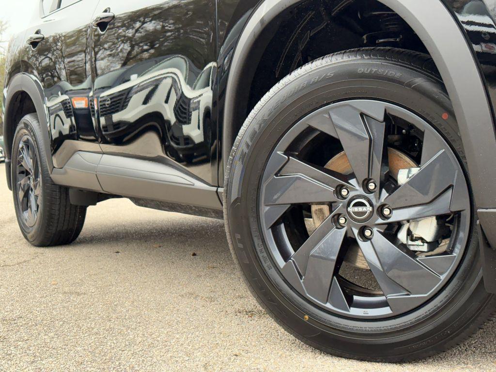 new 2026 Nissan Rogue car, priced at $27,685